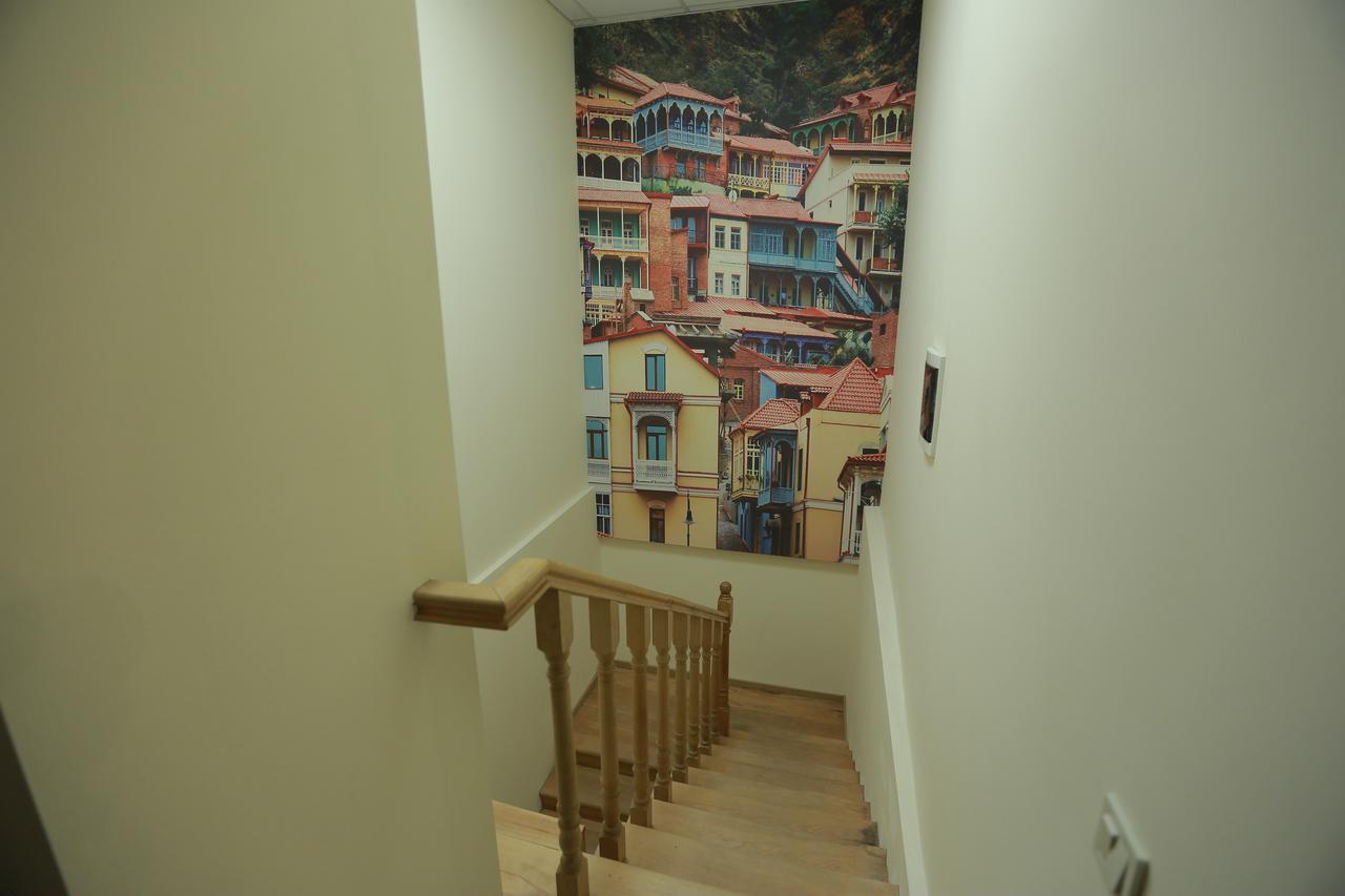 Midtown Hotel & Hostel Tbilisi Exterior photo